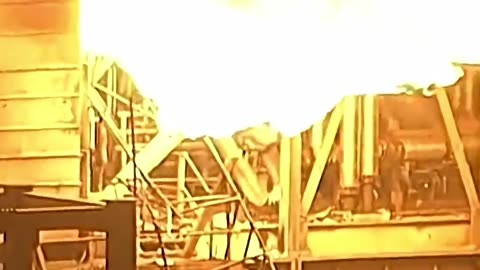 Massive Fire Breaks Out at Chevron Refinery Near LA