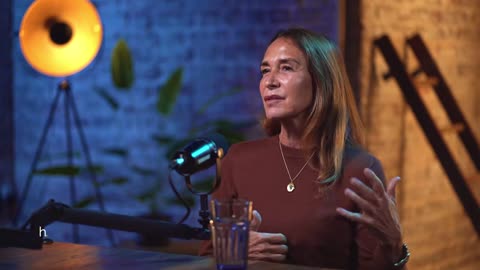 What I Saw At The Top Of The Elites Network – Anneke Lucas