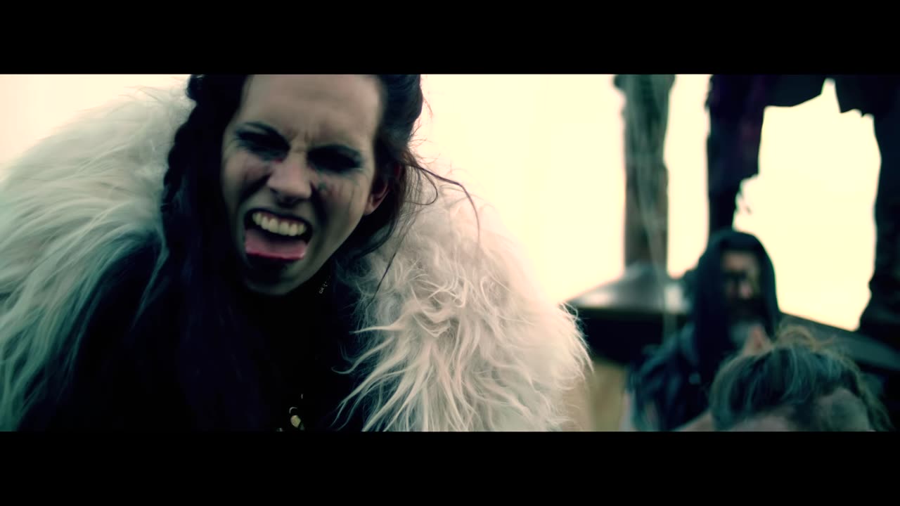 FEUERSCHWANZ - Untot Im Drachenboot