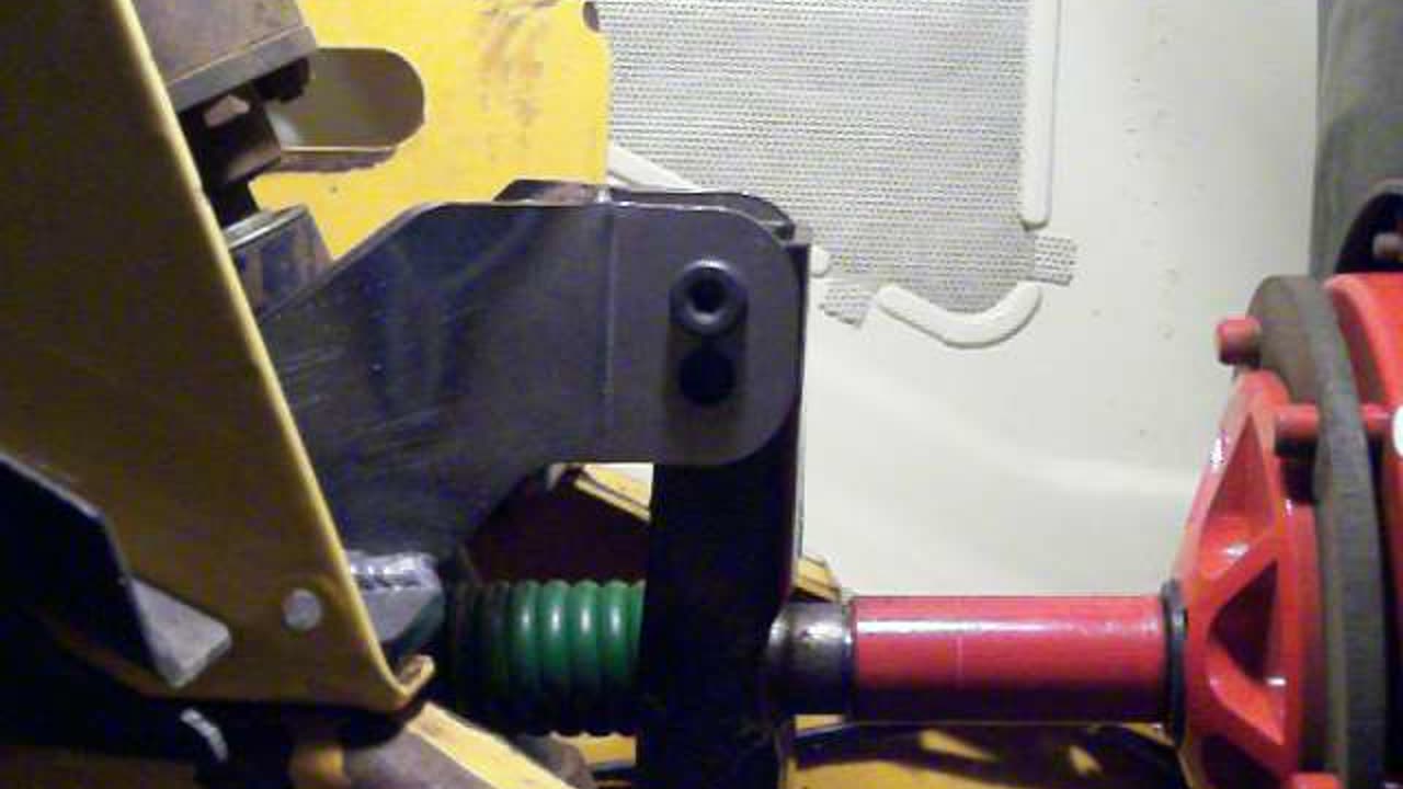 Hooker Hitch Spread Frame Clutch Arm Hanger