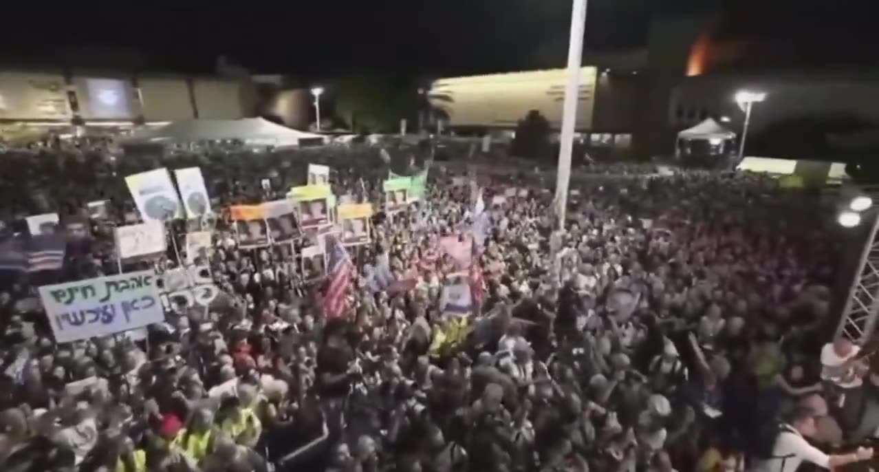 Trump Receives MASSIVE Cheers and Applause in Tel Aviv, Israel while Netanyahu Gets Booed