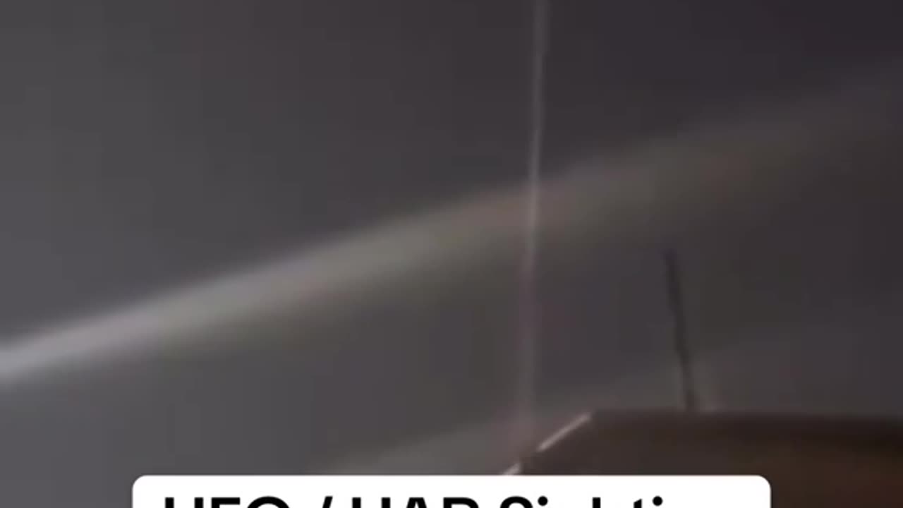 🛸 UFO / UAP sighting in London, England on October 4, 2024. "I wasn't s... | TheTruthAbove
