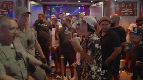 Wild: Chicks get into fight in TX