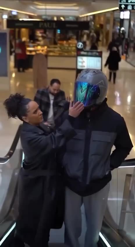 Managed to turn around in his helmet 😂