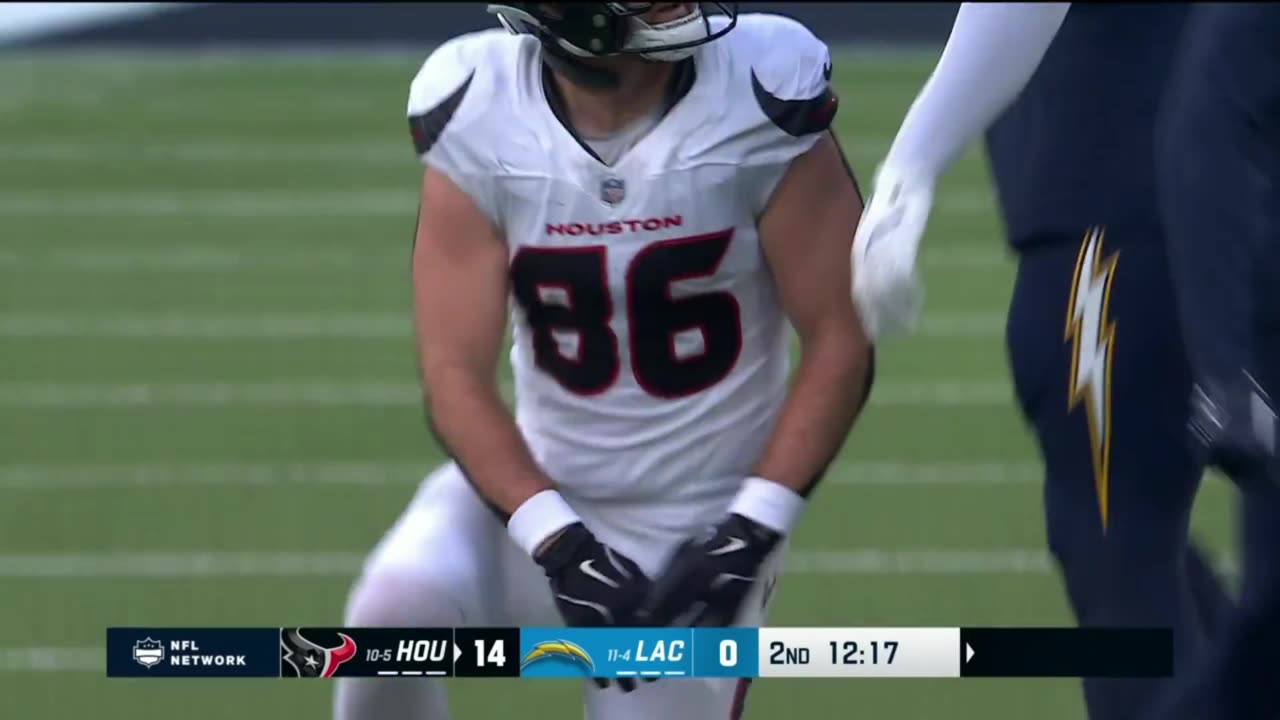 [Highlight] Schultz takes a shot at Teair Tart