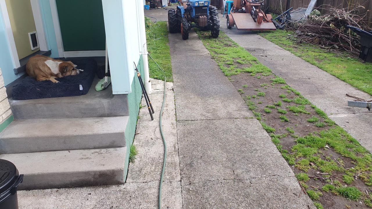tractor factor