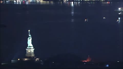 Maduro flown by Statue of Liberty