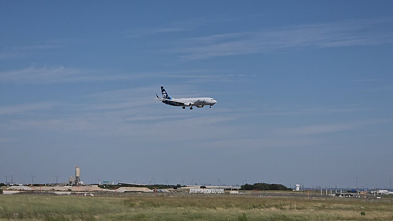 ALASKA 414 landing