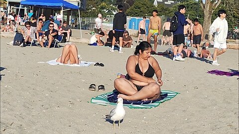Ocean Views and Beautiful Women: Vancouver’s Best Beaches