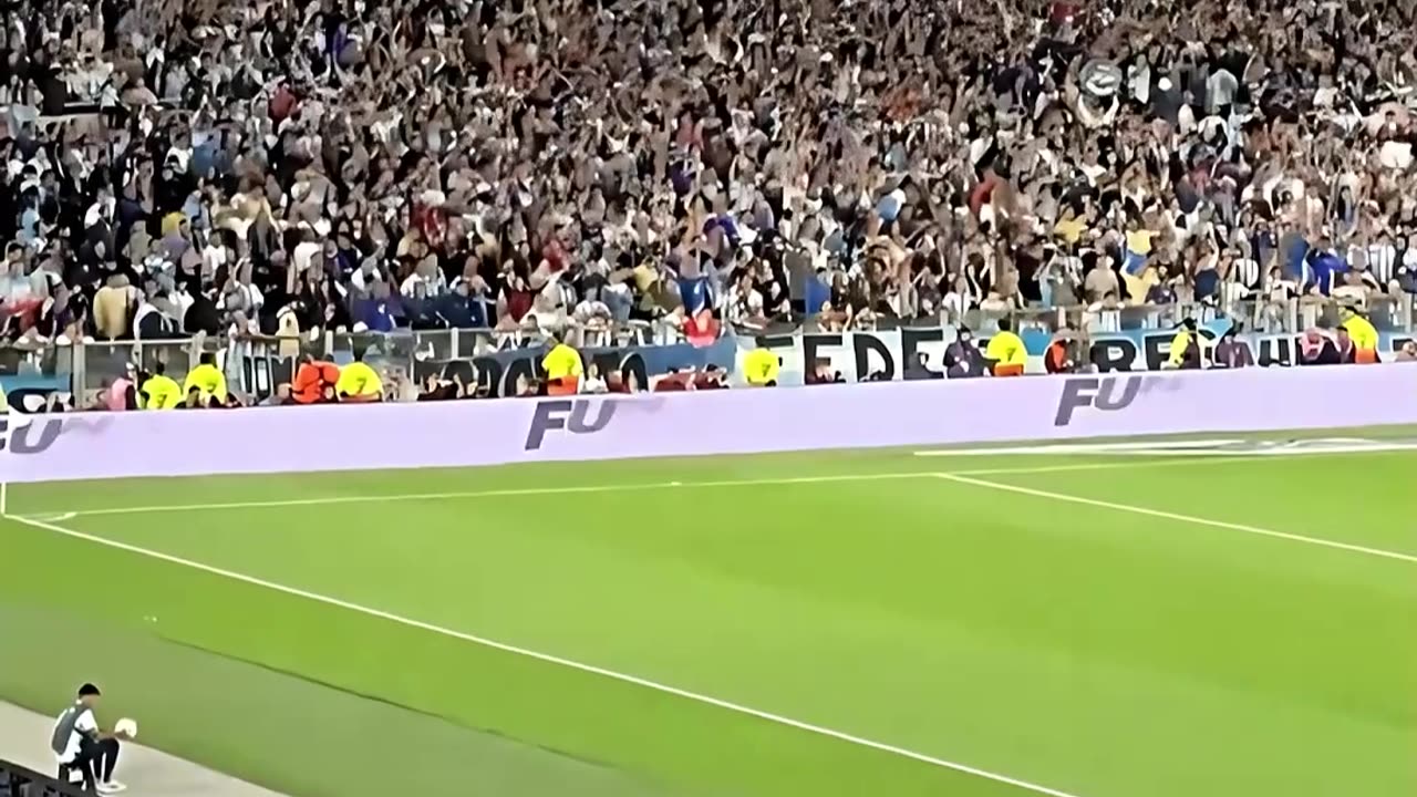 🏆🔥 ¡DIBU LO HIZO DE NUEVO! LA JUGADA QUE ENCENDIÓ A SCALONI Y A LOS HINCHAS 🇦🇷⚽