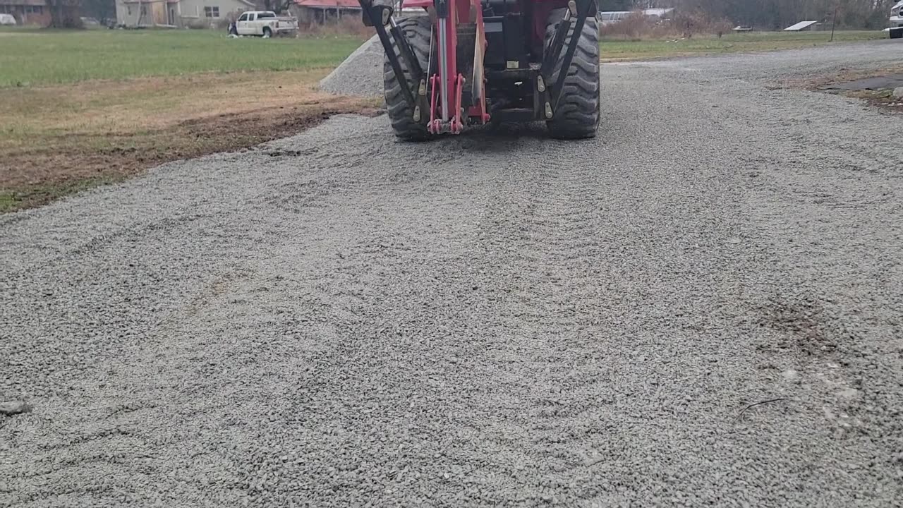 HOW TO MAKE A PILE OF 25 TONS OF GRAVEL DISAPPEAR (IN TWO HOURS)