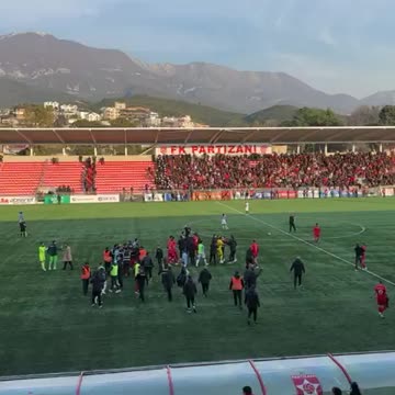 perplasen lojtaret, tirana partizani