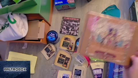 December 2025 Paltrobox unboxing roundup — food, beauty, wellness, music & more! 🎁