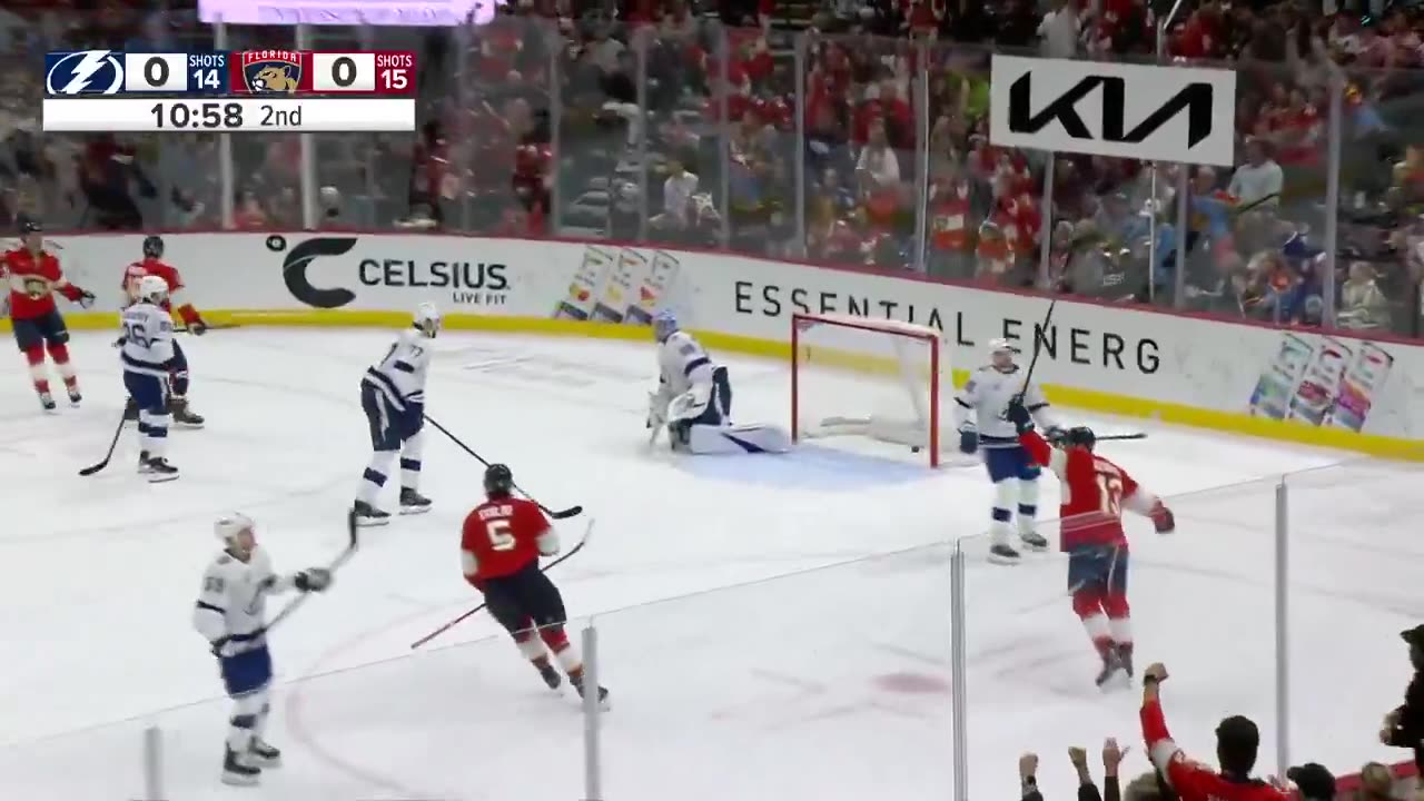NHL - Aleksander Barkov gets things going with a beautiful goal! ๐ผ
