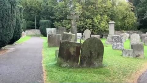 A little history of Eyam, the plague village 💀