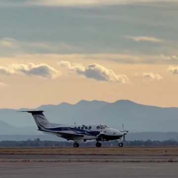 A Beechcraft Super King Air N479BR performed an emergency autonomous landing at Rocky Mountain