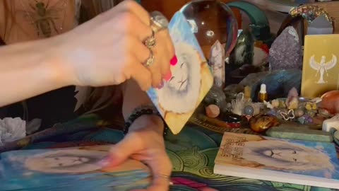 Energies Are BUILDING It May Feel HEAVY Right Now, But You WILL Be LEVELUP UP📈🌅 | Tarot Card Reading