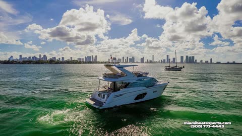 52' Absolute - Yacht Rental in Miami, Florida.🌤🥂