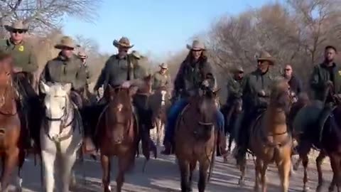 BREAKING: DHS Sec Kristi Noem joins Border Patrol in Texas on Horseback to hunt Illegals