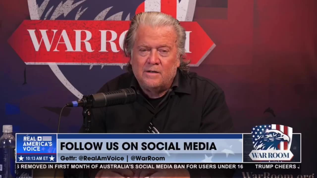 Steve Bannon demands Trump send troops to Minnesota because 'they hate white people'