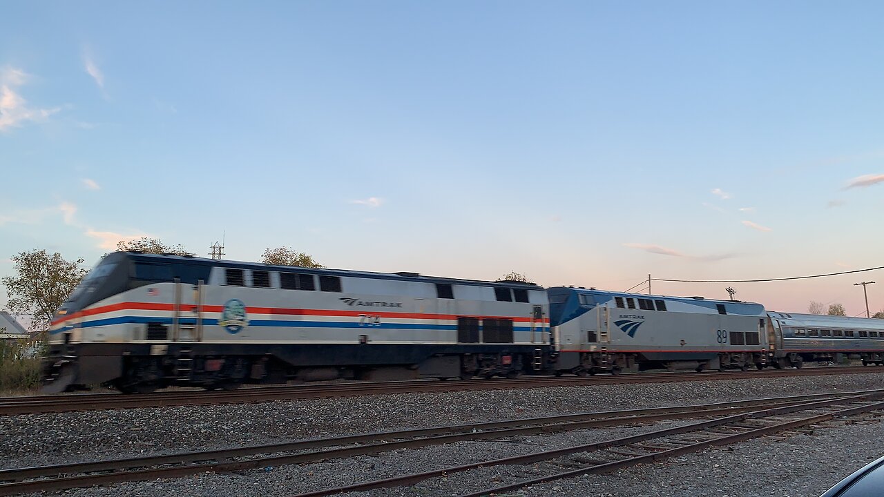 Double Amtrak head West through Utica