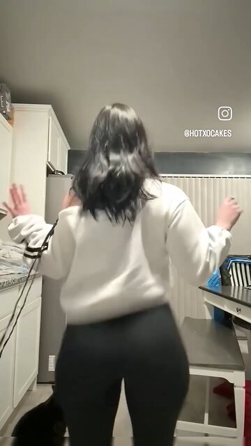 Woman ass clap