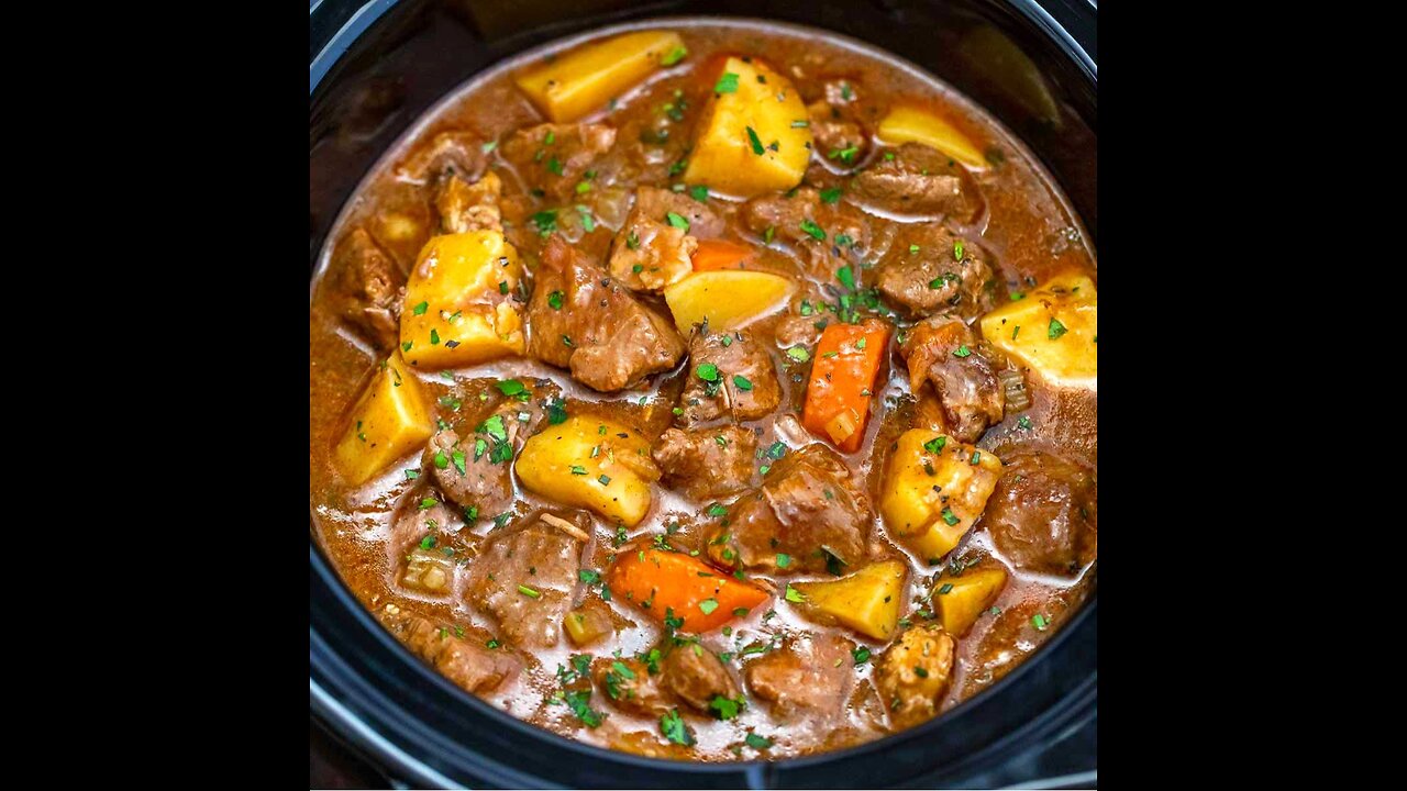 Slow Cooker Magic: Guinness Beef Stew That Melts in Your Mouth