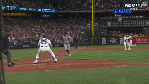 Eugenio Suárez metido en el juego