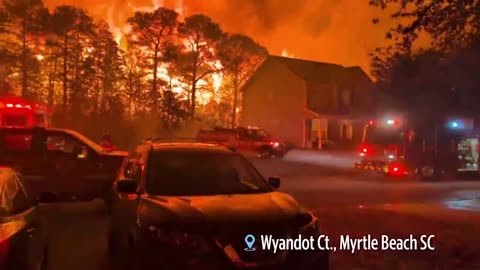 Watch as forest fire threatens homes in Carolina Forest