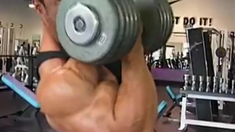 Kevin Levrone’s INSANE 100lb Dumbbell Curls!