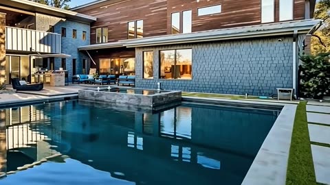 Inside Dallas' Most Luxurious Modern Oasis Home