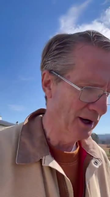 Tim Burchett Suggests Allowing Venezuela to Restore its 7 Star Flag Before Communist Takeover