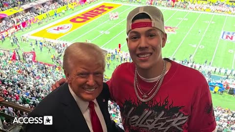 President Trump Poses with Jackson Mahomes : Super Bowl 2025