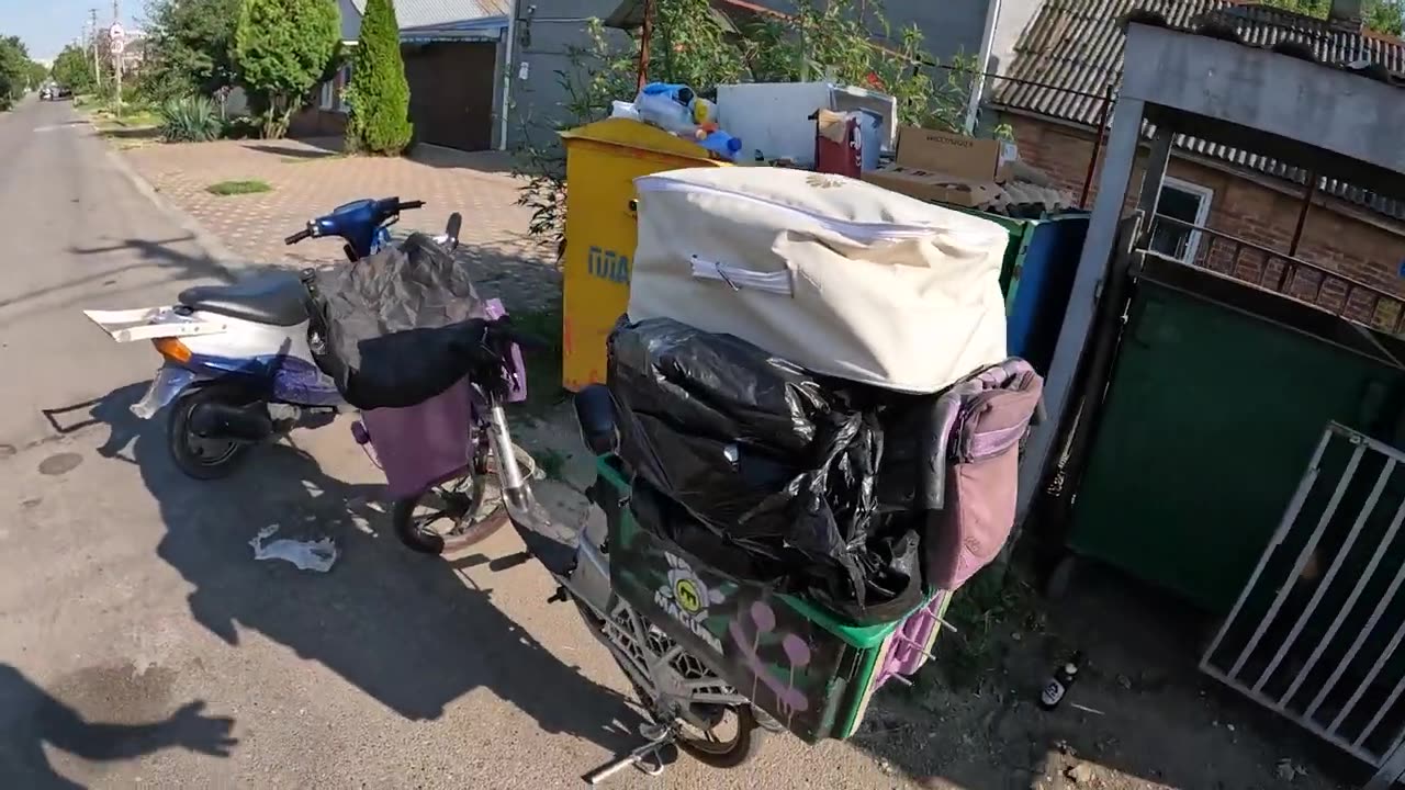 Как я зарабатываю лазая по мусоркам ? Dumpster Diving RUSSIA