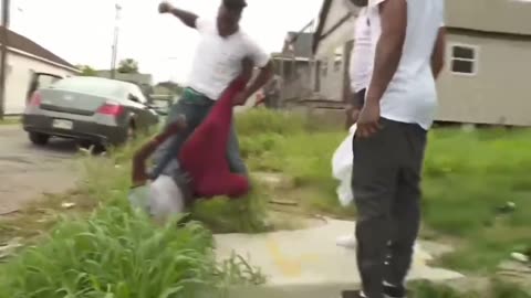 Gangster Gets Beat Up, Chain Snatched & Disarmed—During Live News Report on Violence!