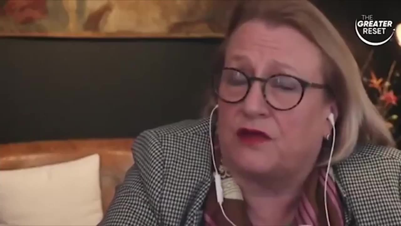 Catherine Austin Fitts We're Headed for a Digital Concentration Camp