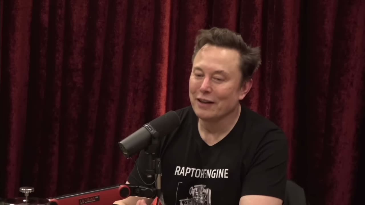 Joe Rogan .Elon Musk : No Anti Gravity Air Crafts