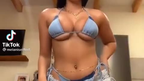 TikTok bop Challenge 🍎