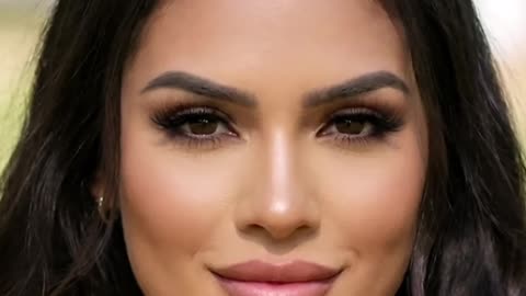 Golden Swirl Crop Top and Skirt Set #Fashion #Style #OutfitInspo #TrendyLook #SummerVibes