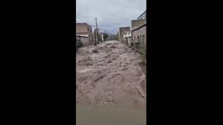Prayers for all of the families up in Arizona.🙏🏻 Another round of massive floodings.