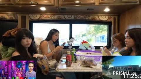 Reagindo ao conteúdo de um grande streamer na Twitch, uma influenciadora.