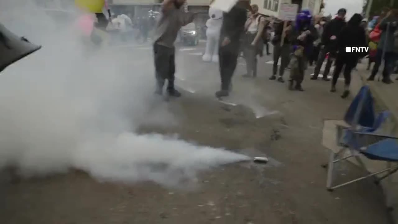 ICE Deploys Tear Gas In Portland Against ANTIFA #news #breakingnews
