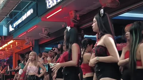 Pattaya Walking Street 2025 ♥ BOOM BOOM Pattaya Freelancers in Soi 6 #pattayafreelancers