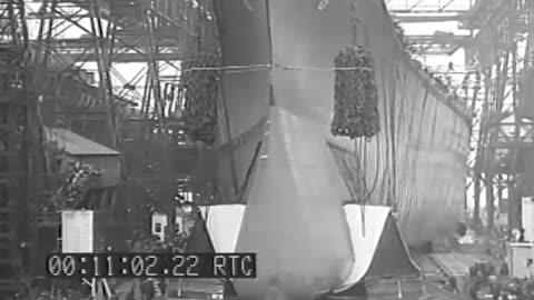 LAUNCHING THE USS MI... - LAUNCHING THE USS MISSOURI (BB-63) Brooklyn Navy Yard, N. Y - 428-npc-4234