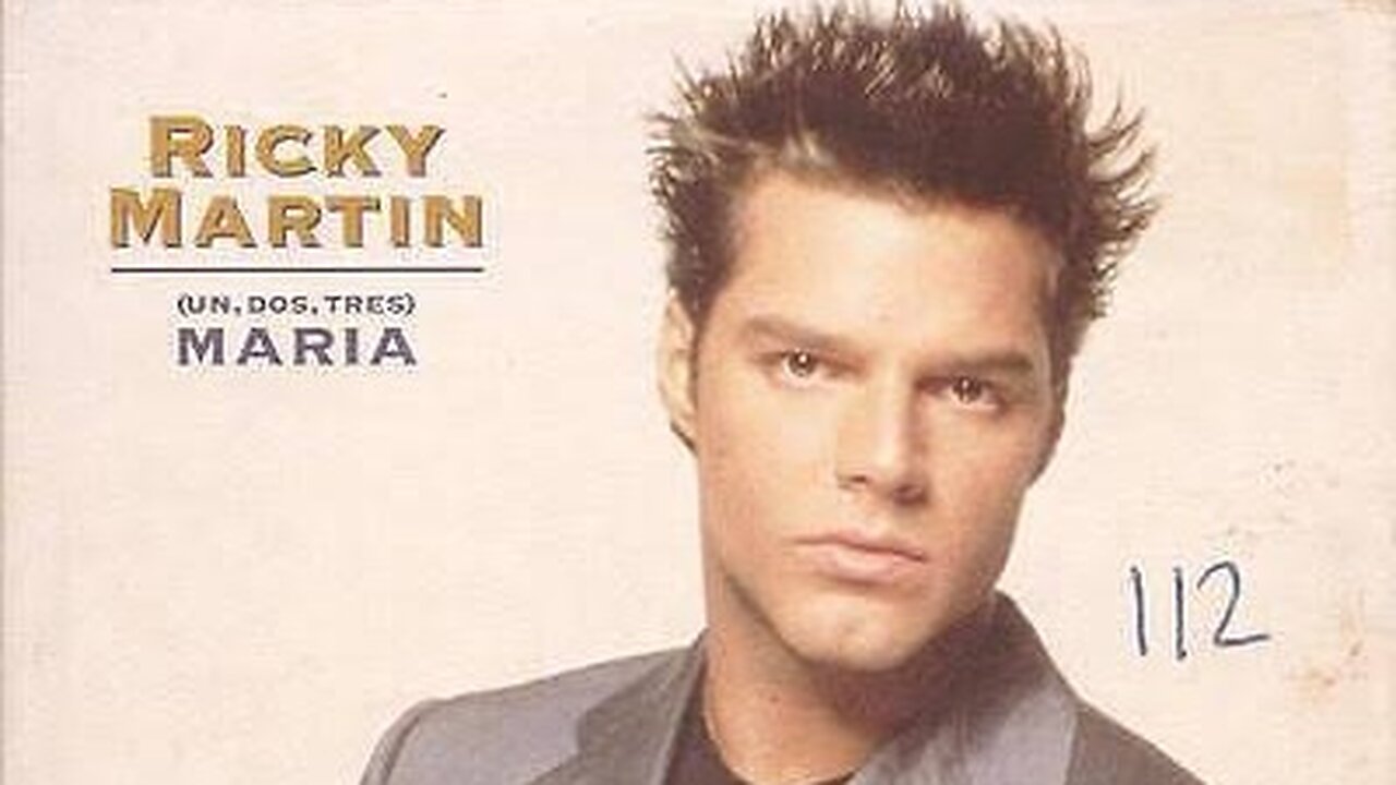 Ricky Martin - María (Official Video)