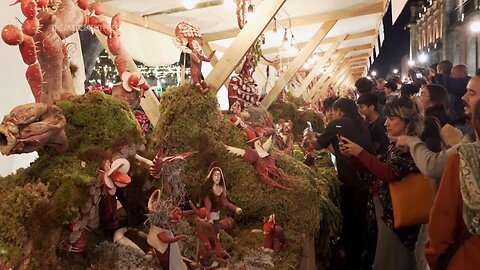 Thousands admire traditional Christmas radish sculptures in Southern Mexico