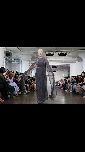 Binded to communist party