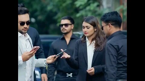 চাকটি করাটা কি?