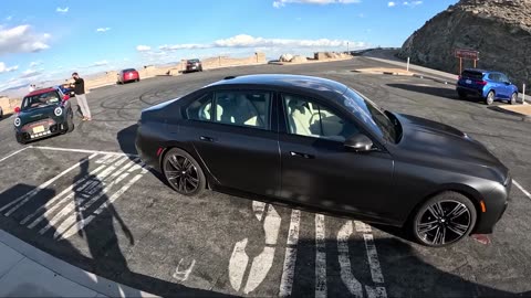 2023 BMW i7 xDrive60 - POV First Drive (Binaural Audio)