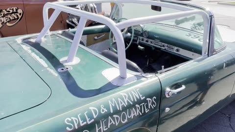 A Gen III Hemi breathes new life into this T-bird gasser running Sick in the Smokies drag & drive